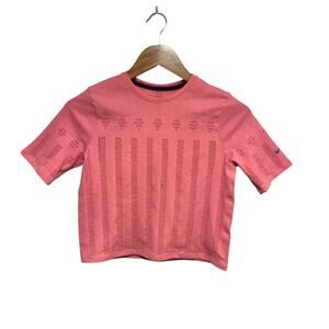 Nike cropped pink top